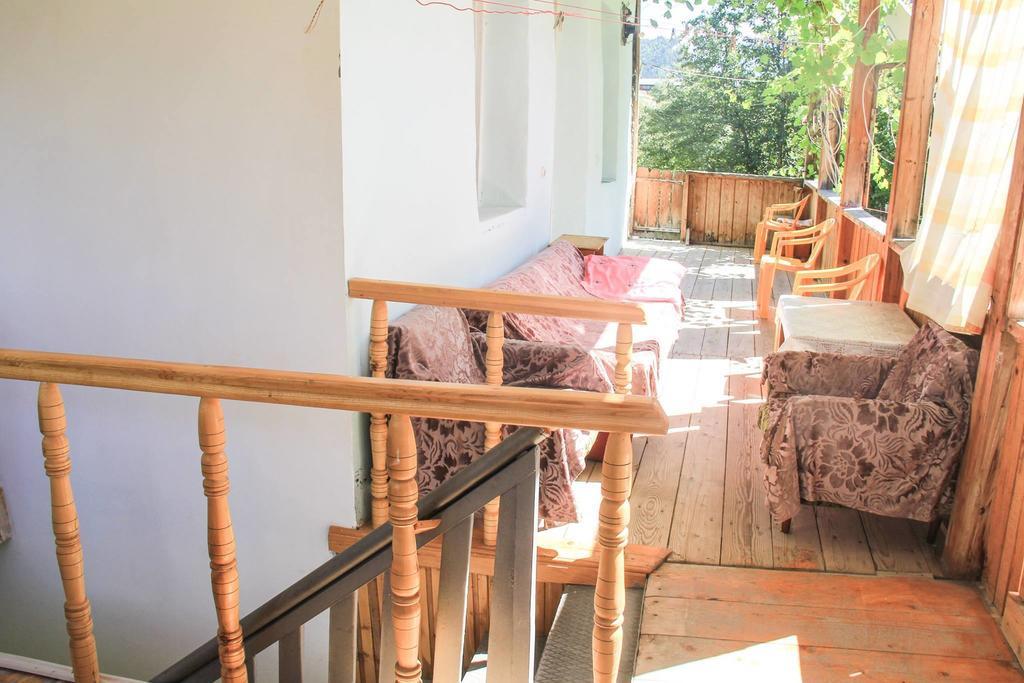 מסטיה Dodo Japaridze Guesthouse מראה חיצוני תמונה