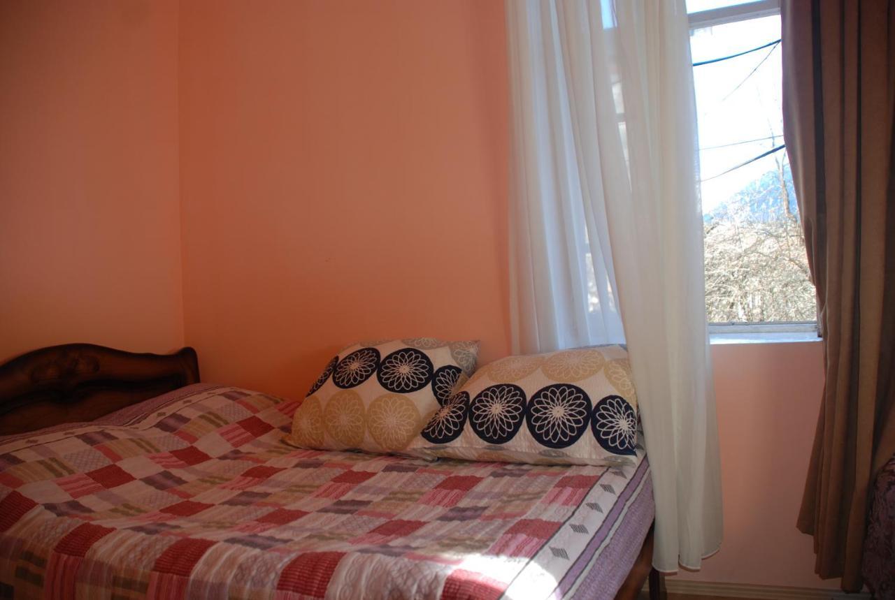 מסטיה Dodo Japaridze Guesthouse מראה חיצוני תמונה